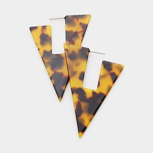 Trendy Triangle Tortoise Shell Earrings